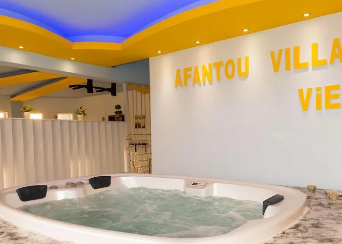 Village View Villa *