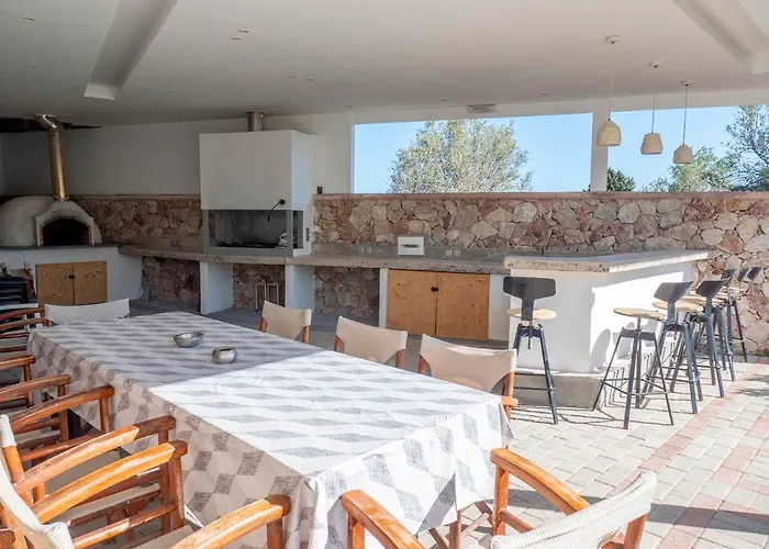 Villa Village View *