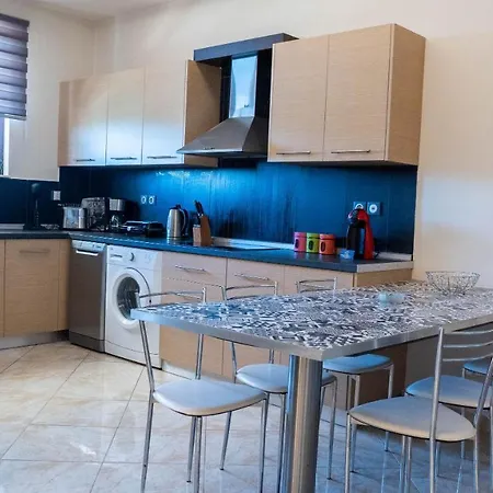 Village View أفانتو